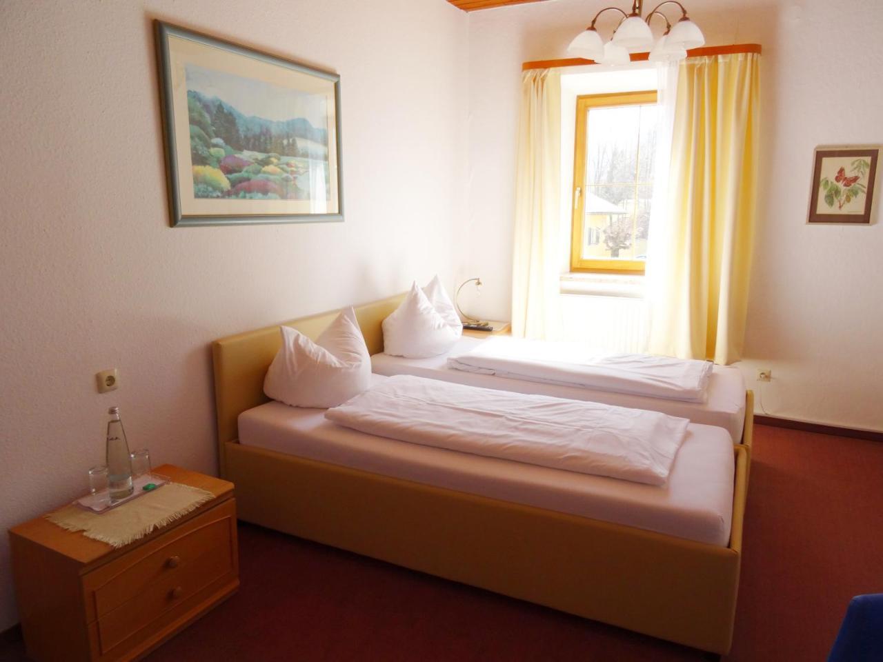 Hotel Gasthof Forelle Siegsdorf Eksteriør billede